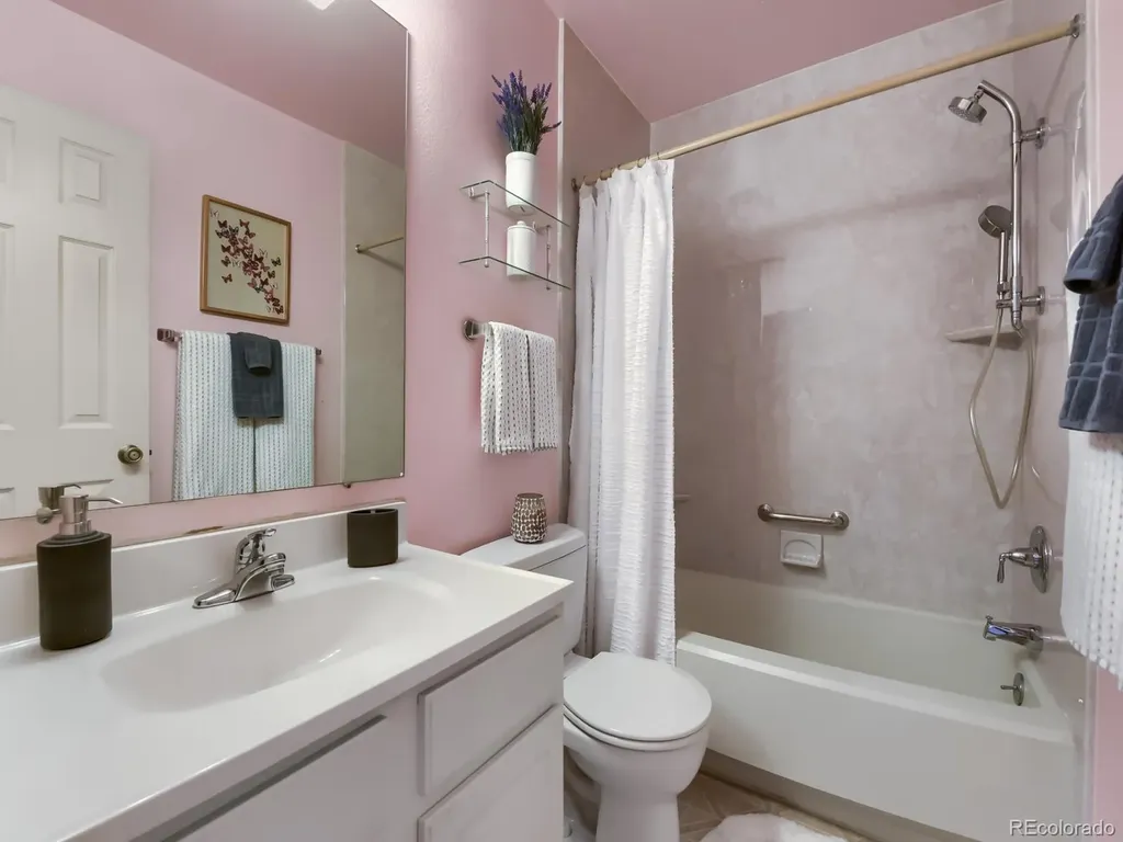 1272 S Troy Street Aurora CO 80012