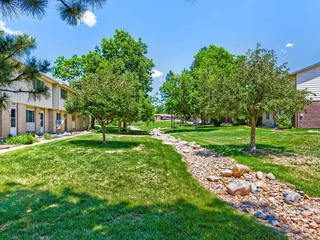 1272 S Troy Street Aurora CO 80012