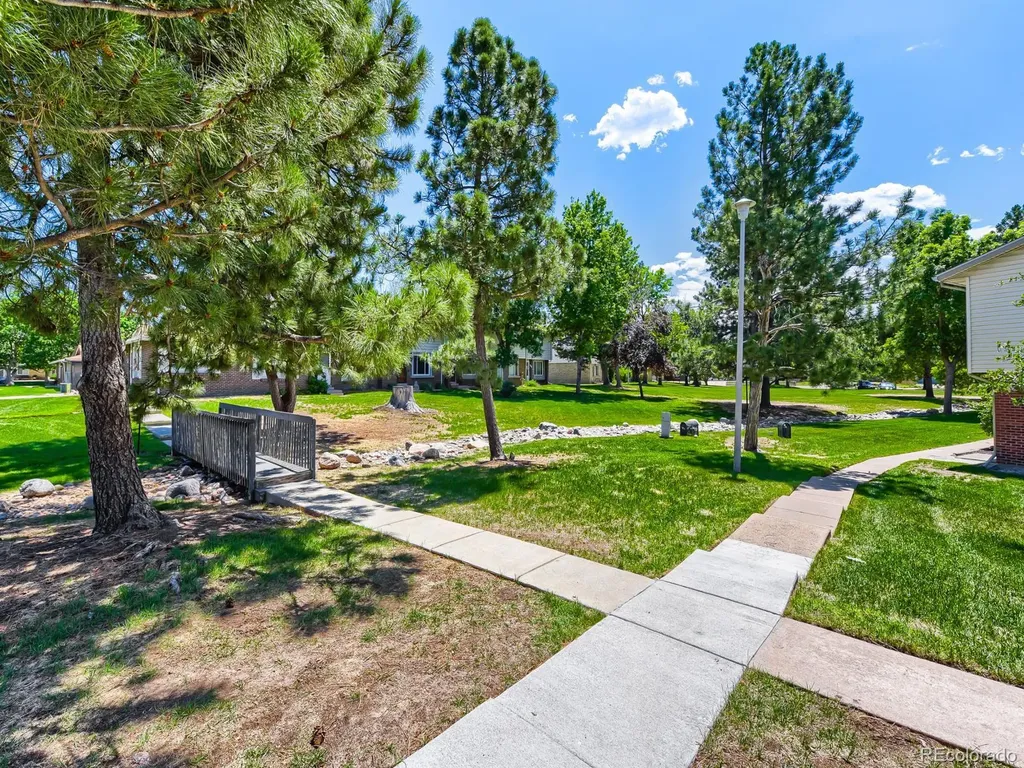 1272 S Troy Street Aurora CO 80012