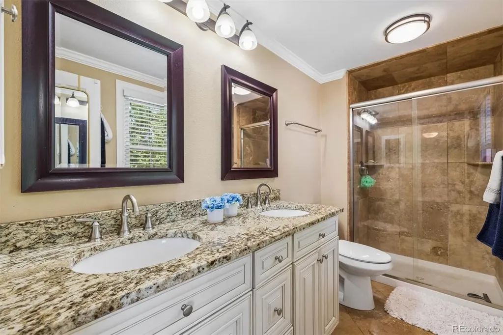 6246 E Hinsdale Court Centennial CO 80112