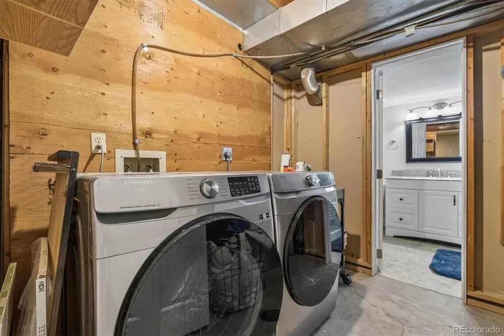 6246 E Hinsdale Court Centennial CO 80112