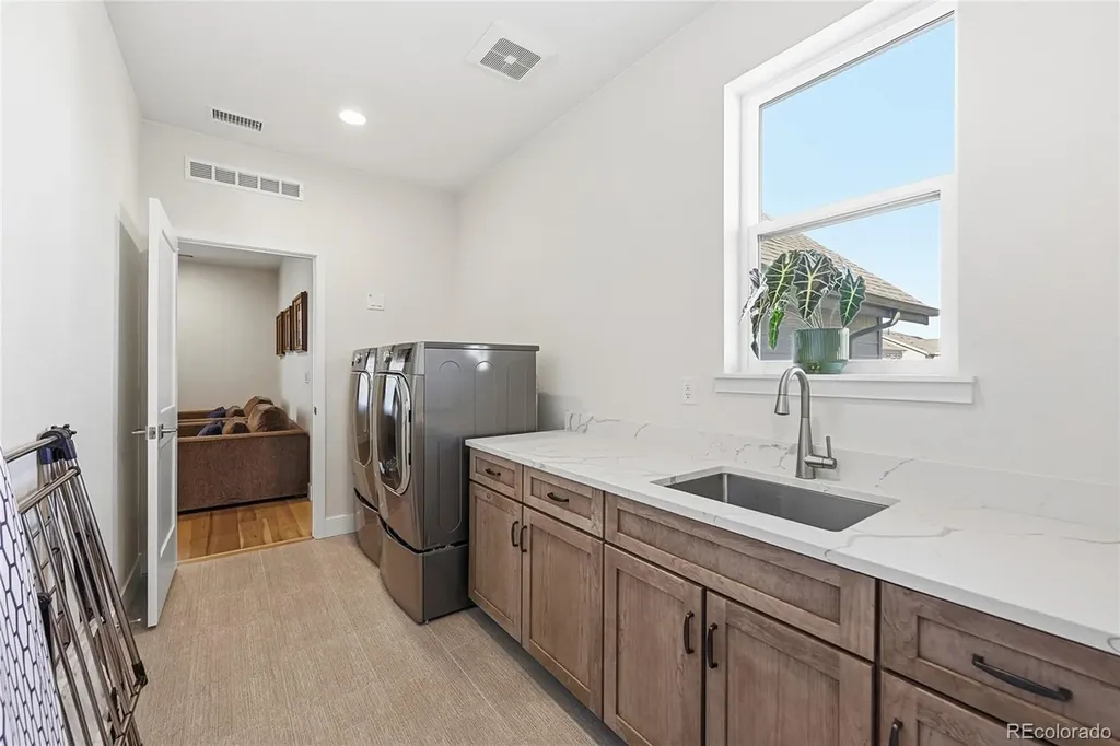 9158 Star Fall Circle Littleton CO 80125