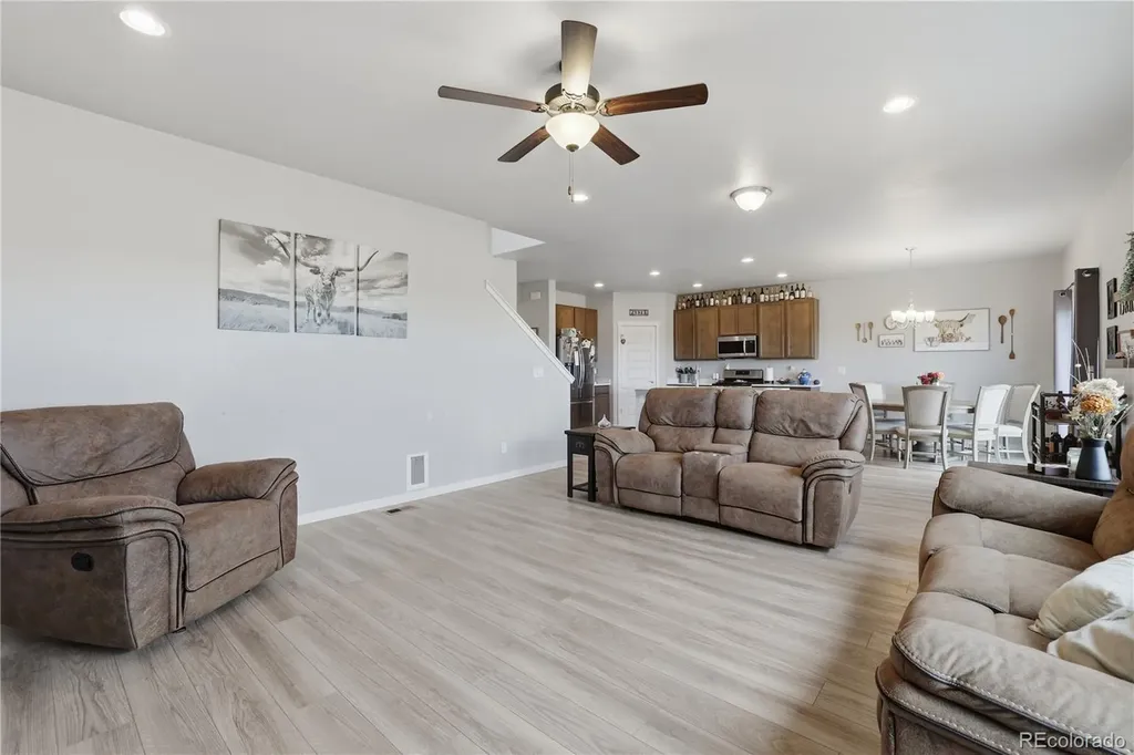 168 Chipeta Way Lochbuie CO 80603
