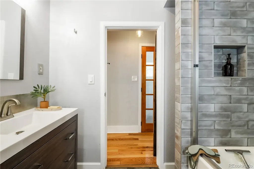 2339 North Gilpin Street Denver CO 80205
