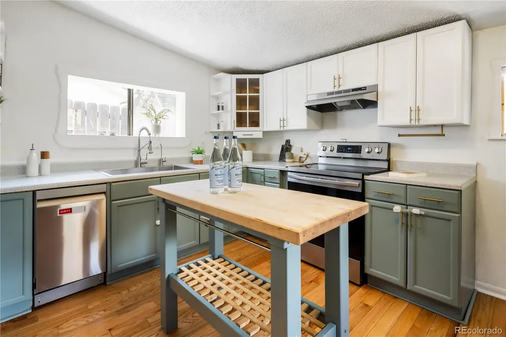 2339 North Gilpin Street Denver CO 80205