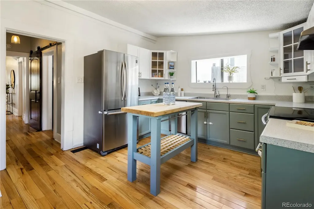 2339 North Gilpin Street Denver CO 80205