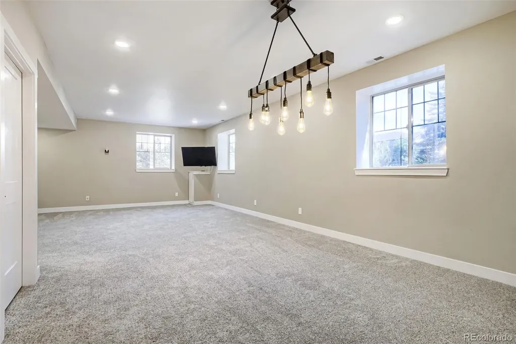 26594 E Arapahoe Place Aurora CO 80016