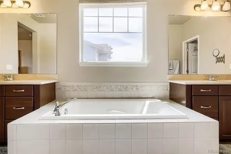 26594 E Arapahoe Place Aurora CO 80016