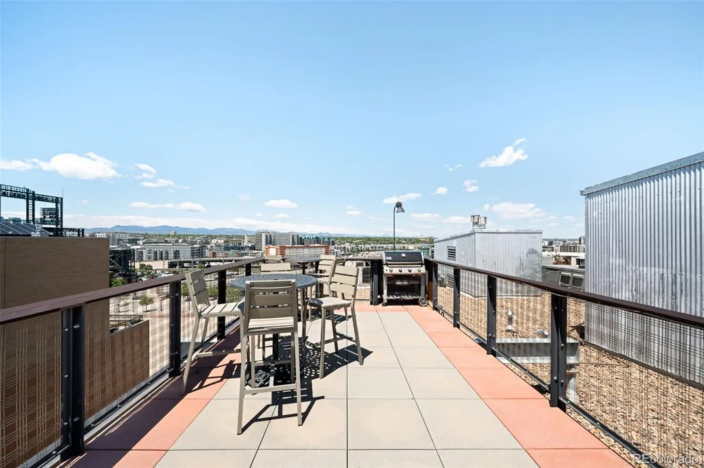 2261 Blake Street Denver CO 80205