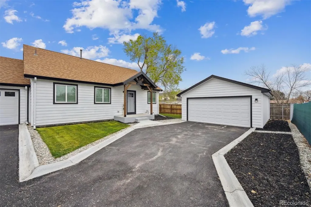 22 S Harlan Street Lakewood CO 80226