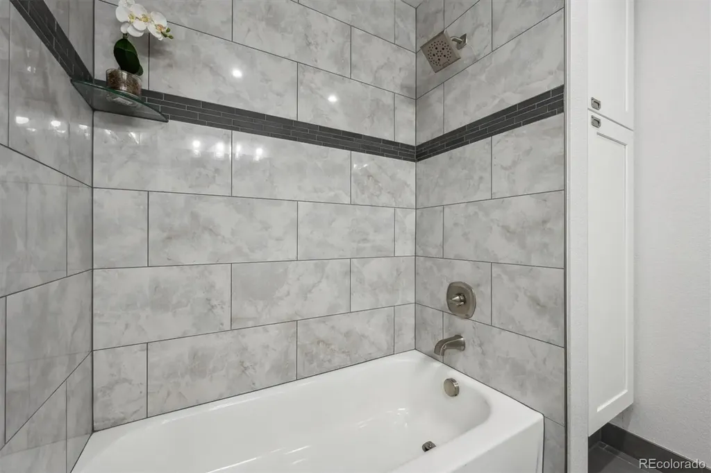 22 S Harlan Street Lakewood CO 80226