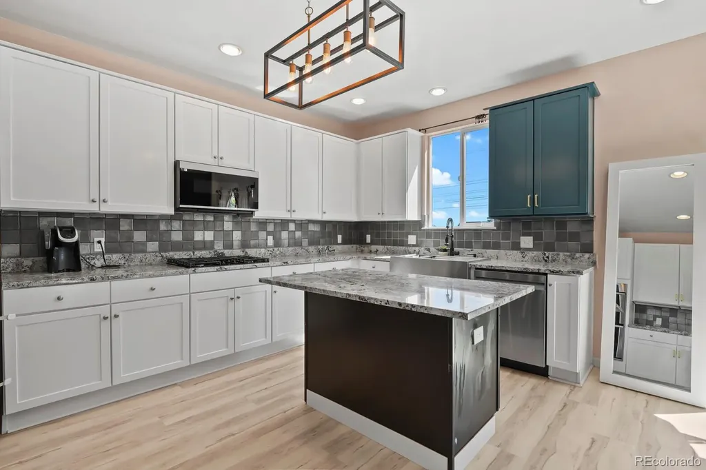 2750 Brush Court Castle Rock CO 80108