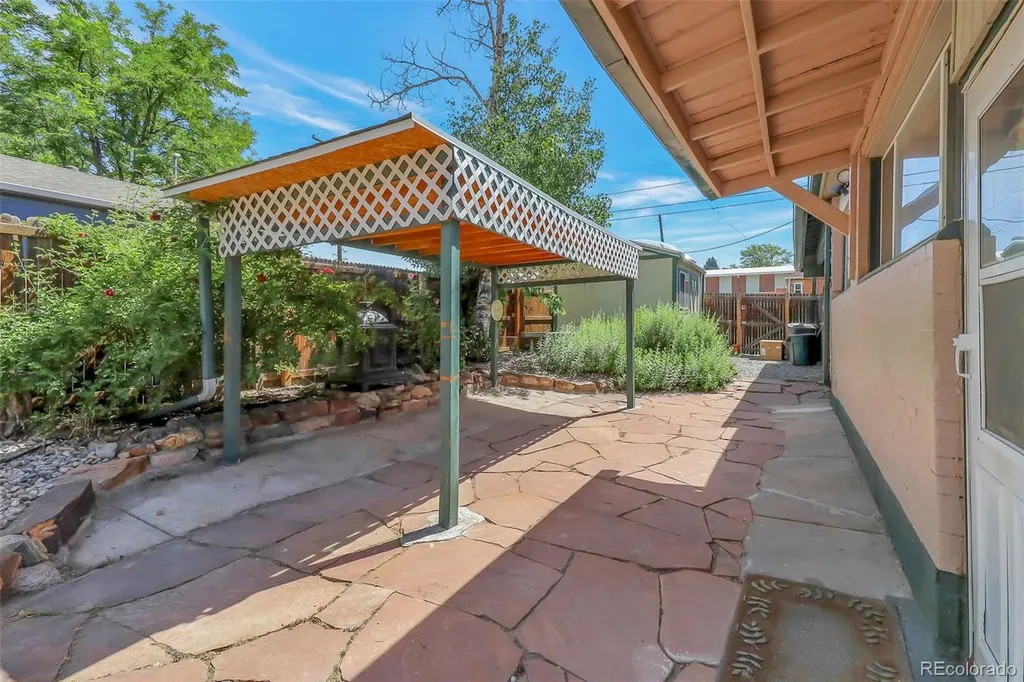 6001 W 32nd Avenue Wheat Ridge CO 80033