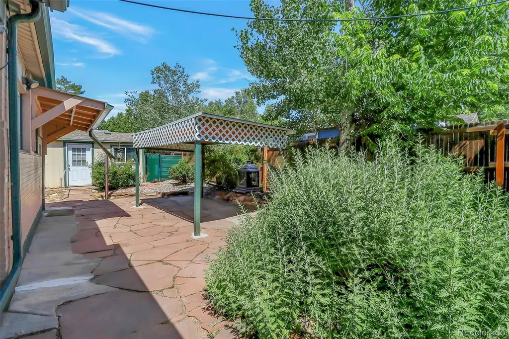 6001 W 32nd Avenue Wheat Ridge CO 80033