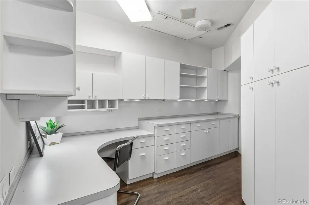 1940 Blake Street Denver CO 80202