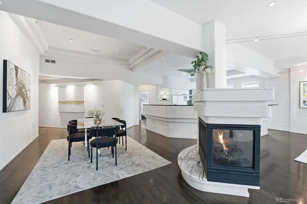 1940 Blake Street Denver CO 80202