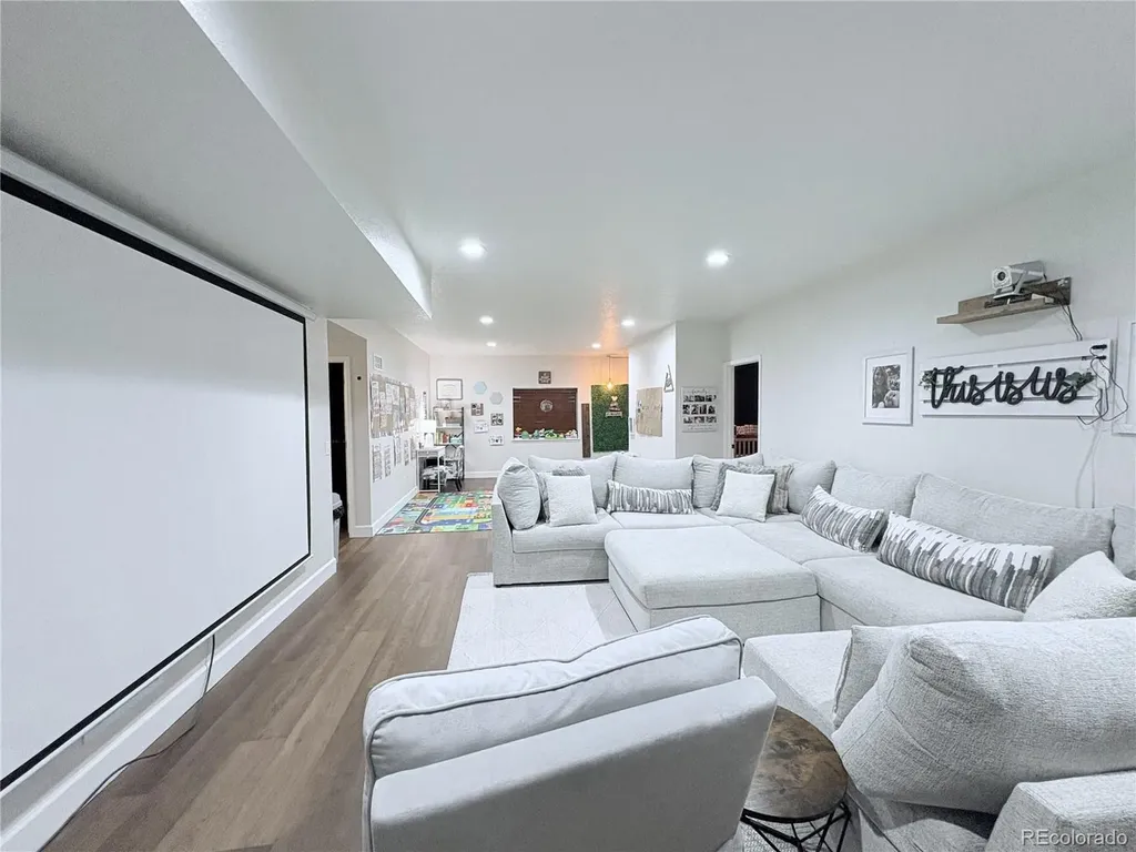 12648 Canoe Street Longmont CO 80504