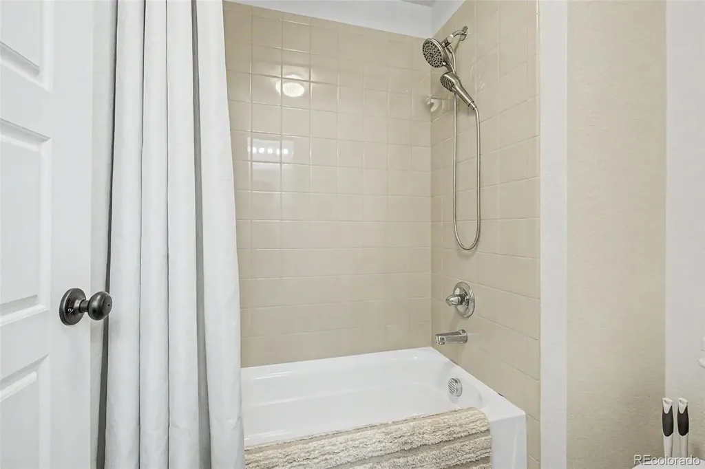 12648 Canoe Street Longmont CO 80504