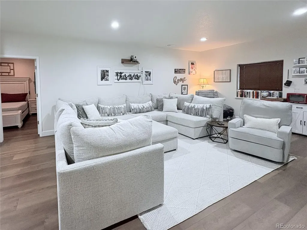12648 Canoe Street Longmont CO 80504