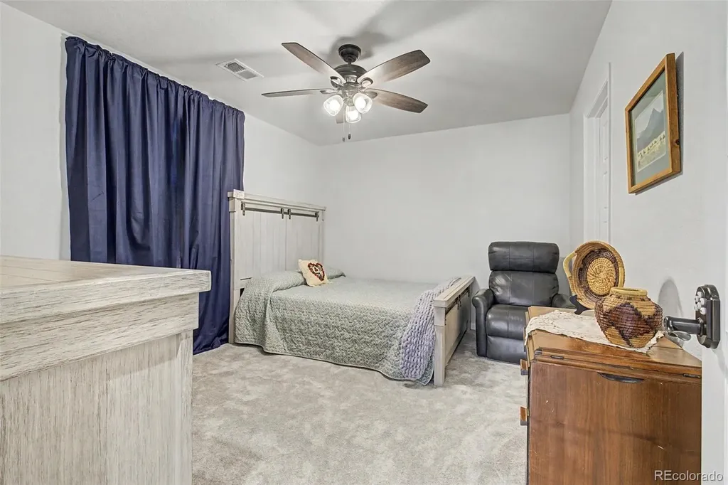 12648 Canoe Street Longmont CO 80504