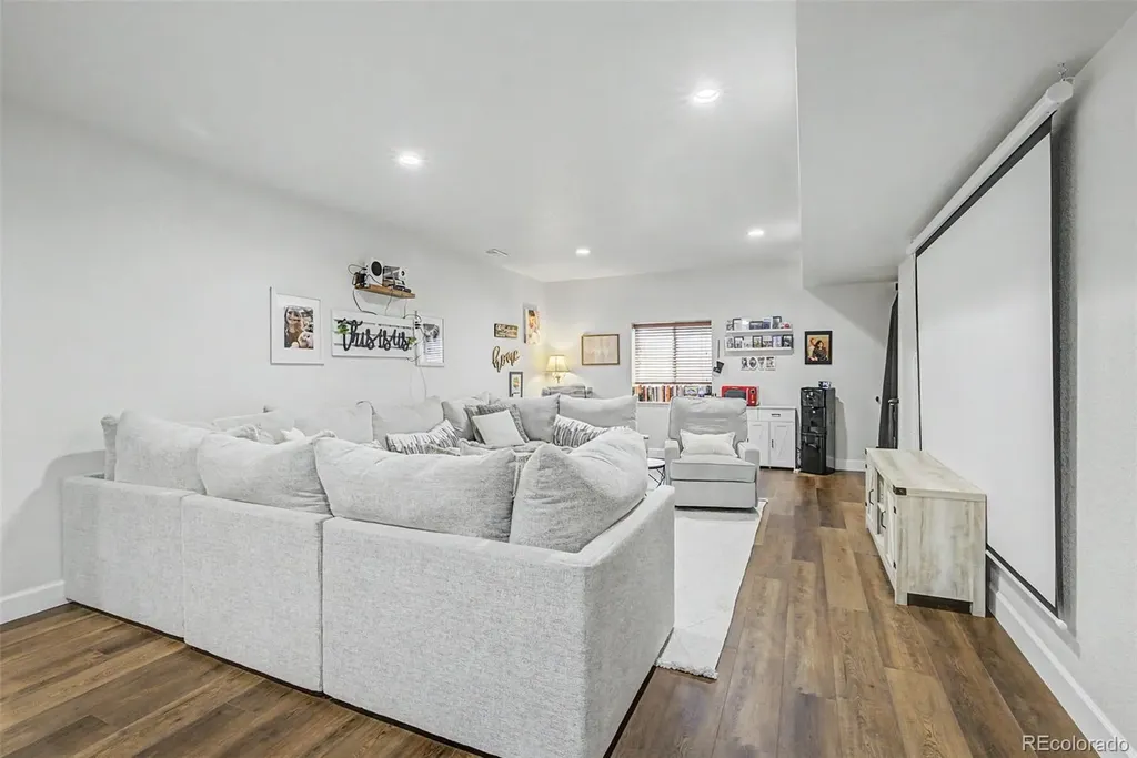 12648 Canoe Street Longmont CO 80504