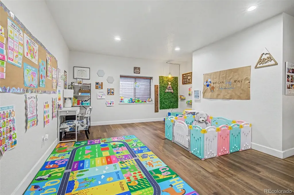 12648 Canoe Street Longmont CO 80504