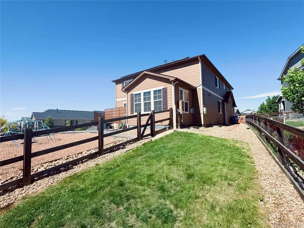 12648 Canoe Street Longmont CO 80504