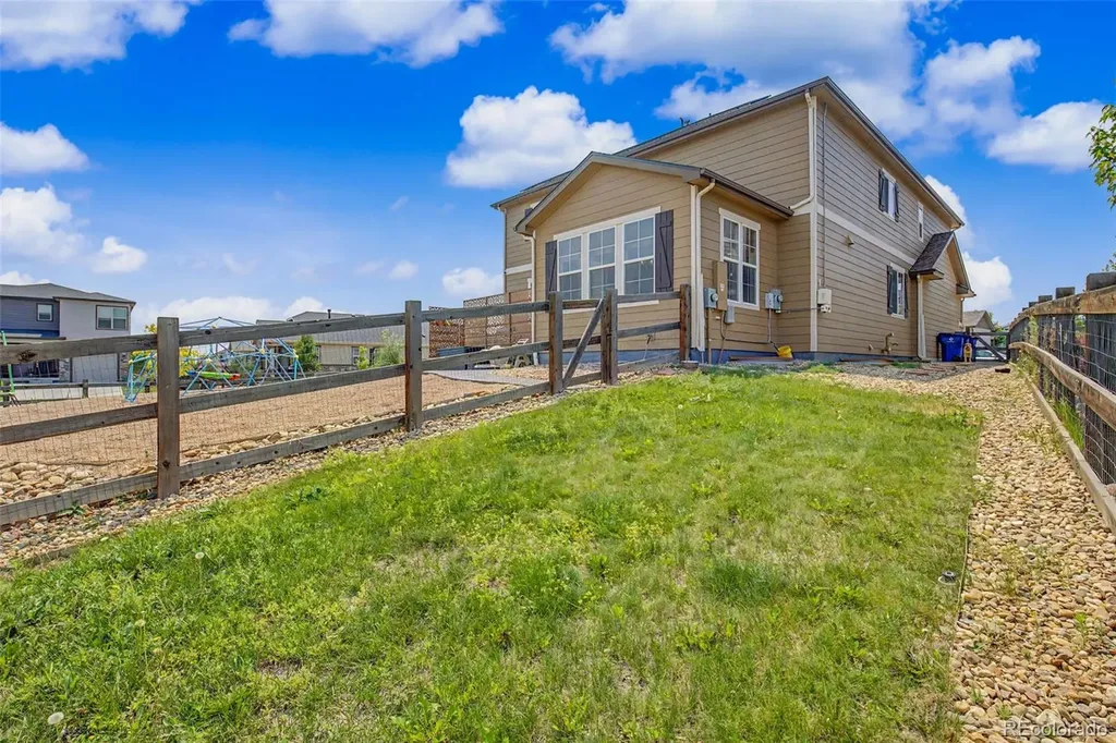12648 Canoe Street Longmont CO 80504