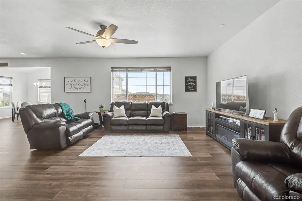 12648 Canoe Street Longmont CO 80504