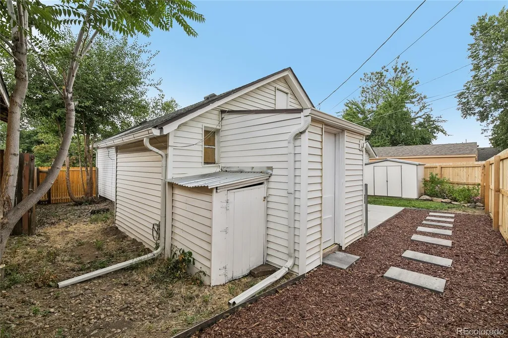 4631 N Clay Street Denver CO 80211