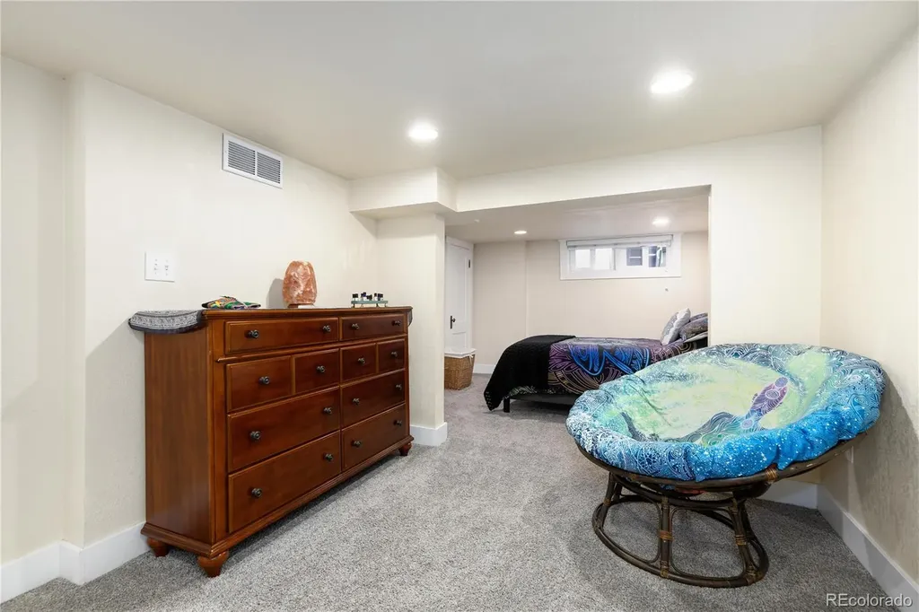 1331 Bellaire Street Denver CO 80220