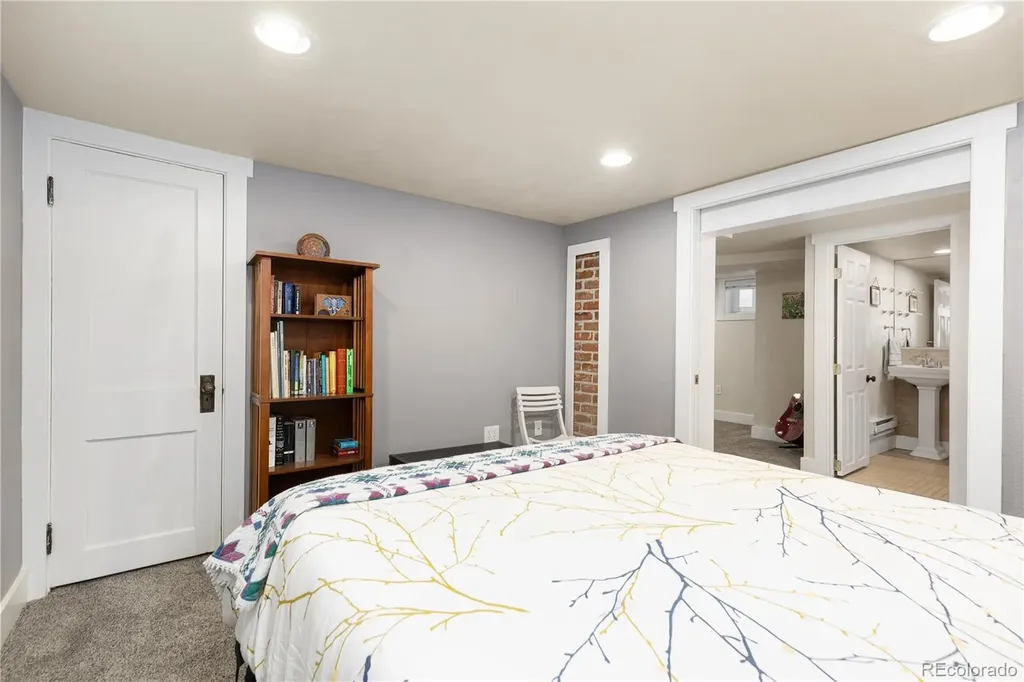1331 Bellaire Street Denver CO 80220