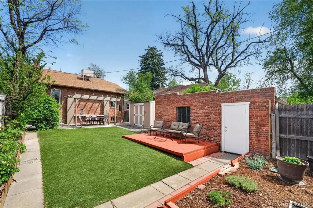 1331 Bellaire Street Denver CO 80220