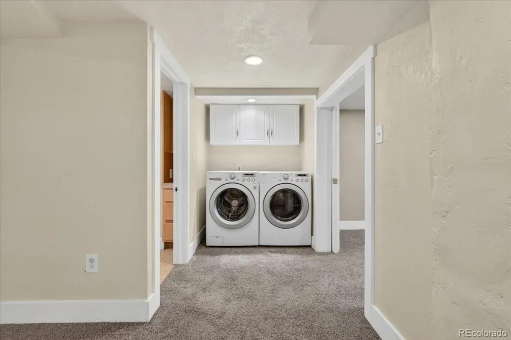 1331 Bellaire Street Denver CO 80220