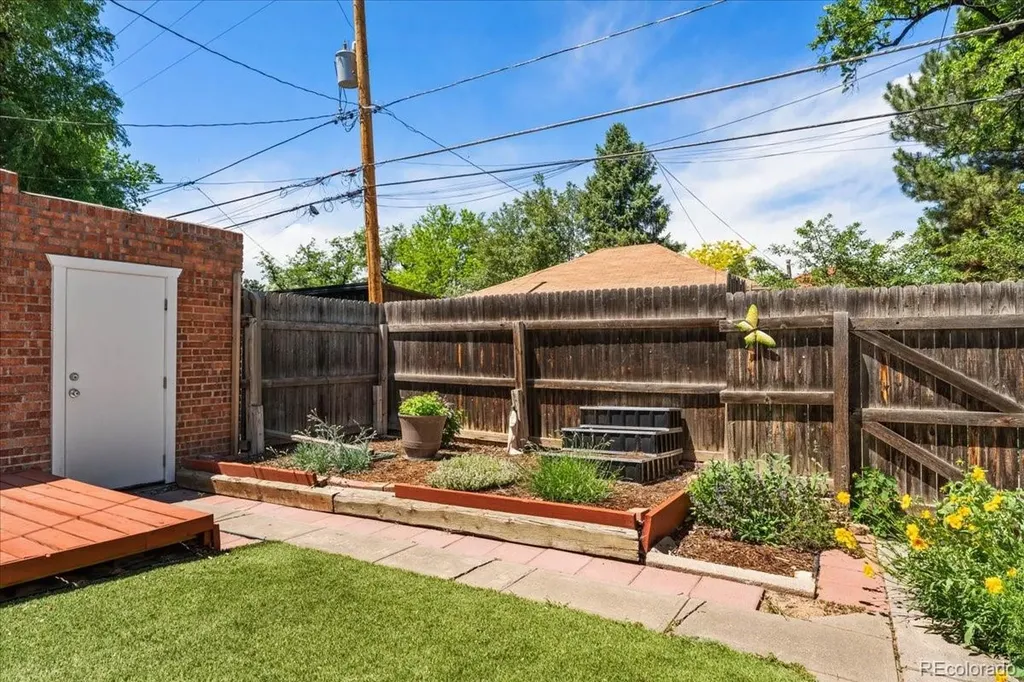 1331 Bellaire Street Denver CO 80220