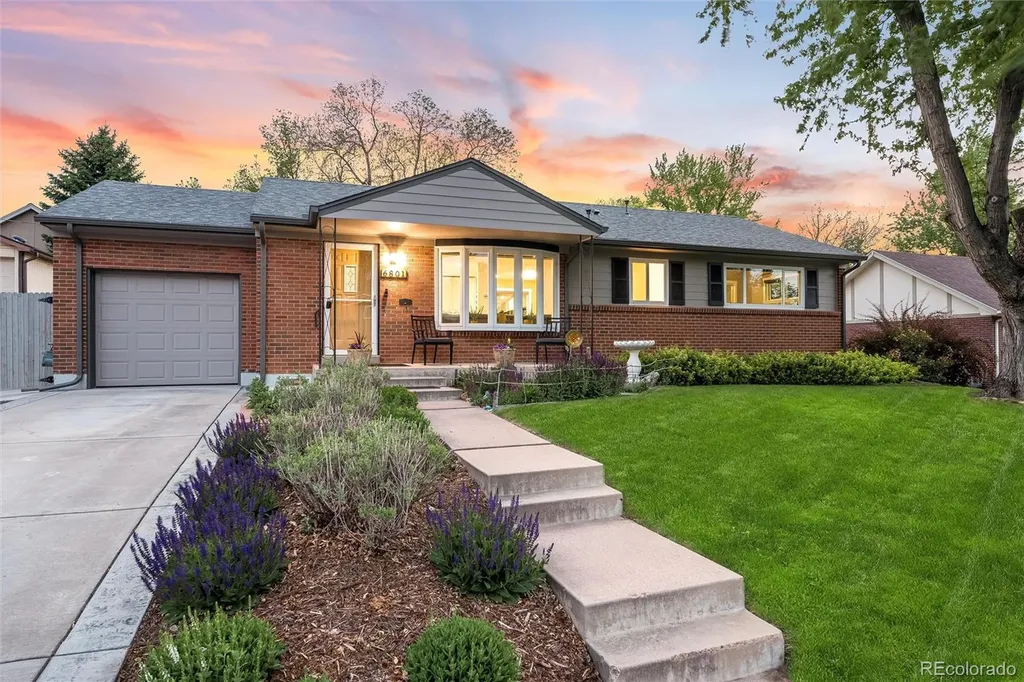 6801 S Marion Circle W Centennial CO 80122