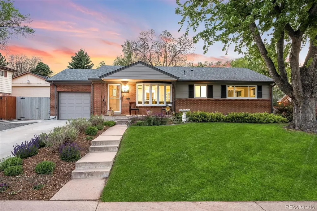 6801 S Marion Circle W Centennial CO 80122