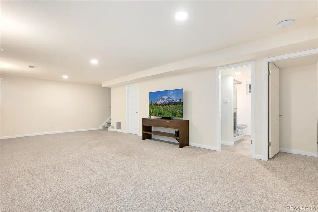 6801 S Marion Circle W Centennial CO 80122