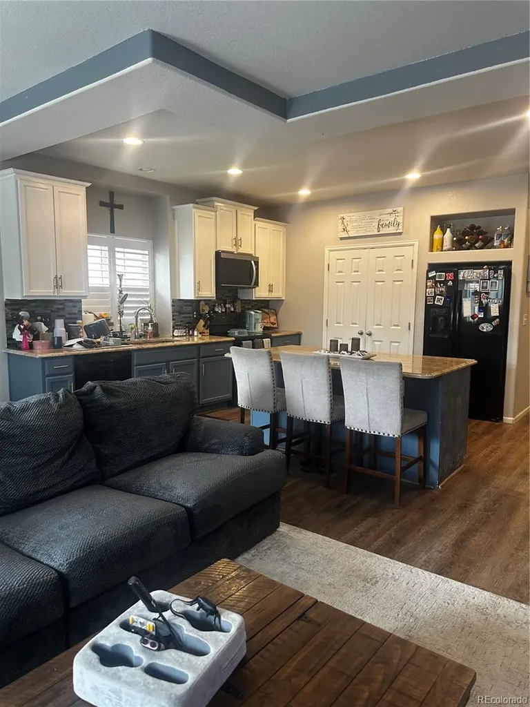 10562 Racine Circle Commerce City CO 80022