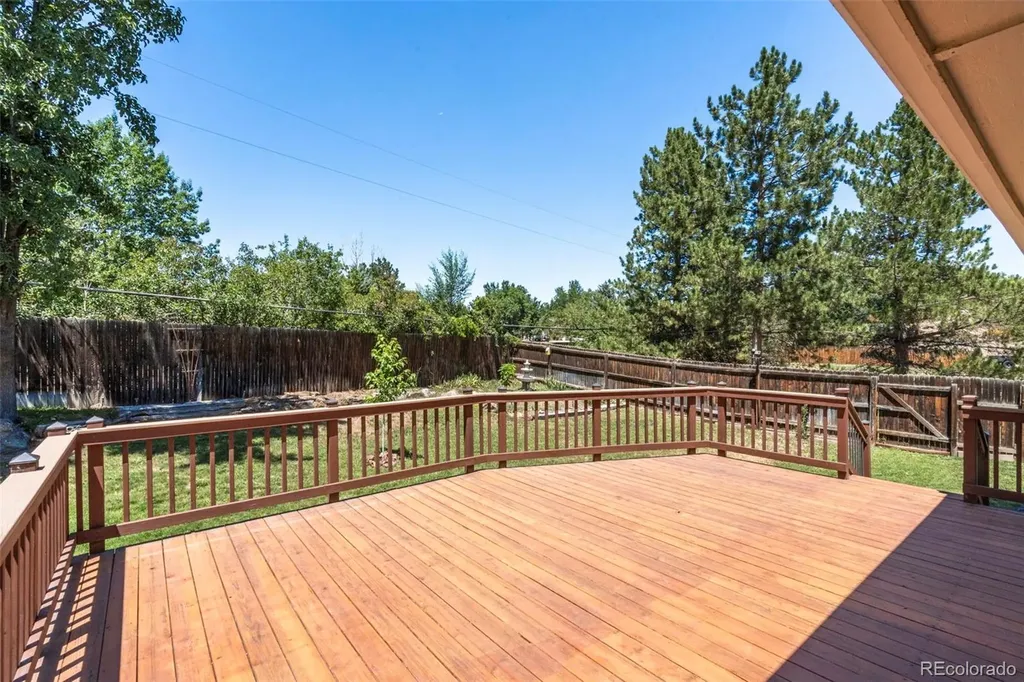 6571 Zinnia Street Arvada CO 80004