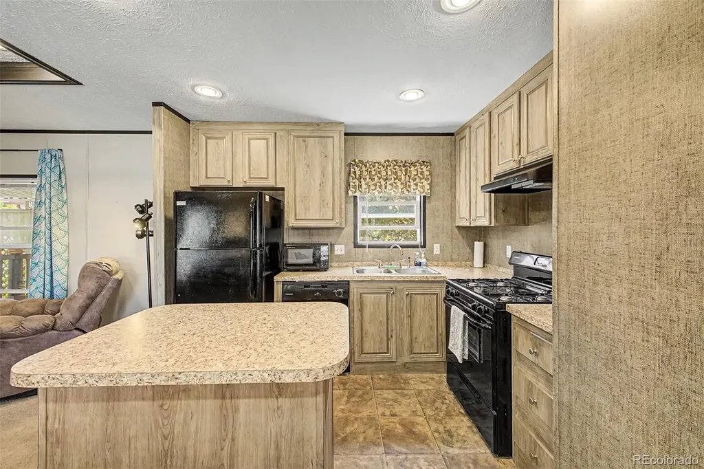 8201 S Santa Fe Drive Littleton CO 80120