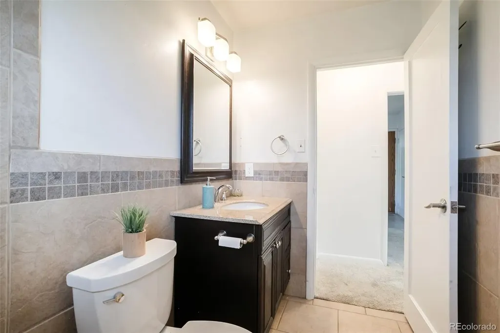5683 W 41st Avenue Denver CO 80212
