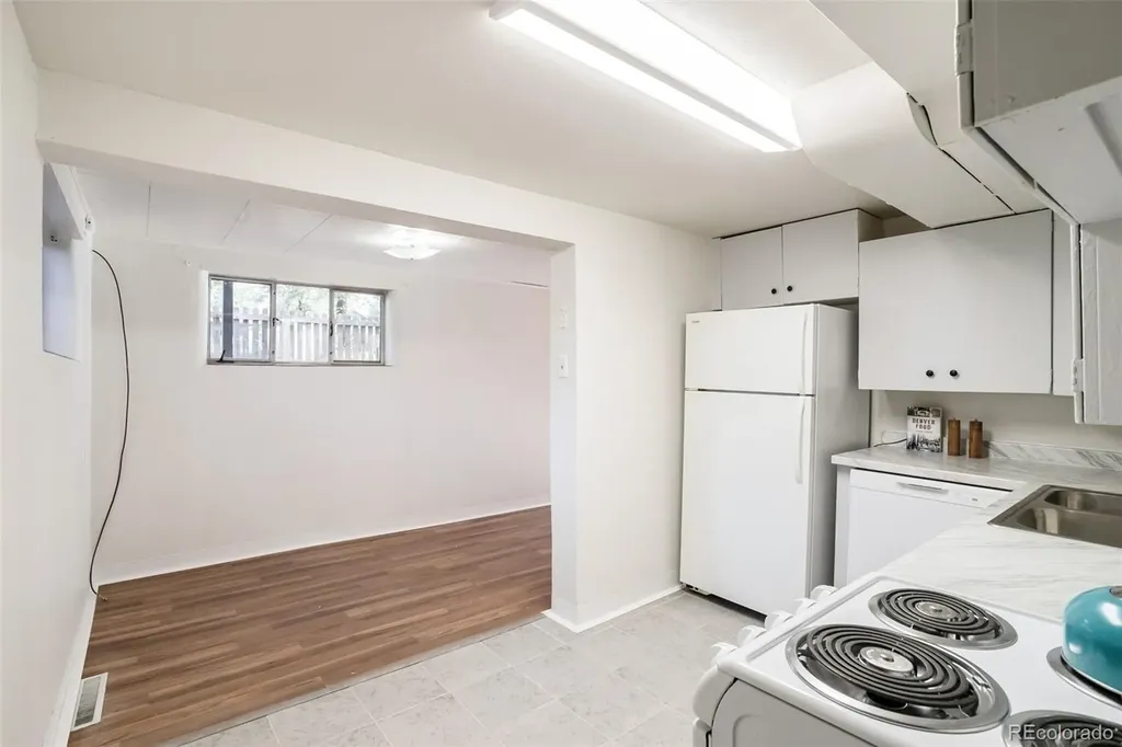 5683 W 41st Avenue Denver CO 80212