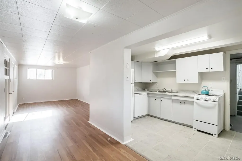 5683 W 41st Avenue Denver CO 80212