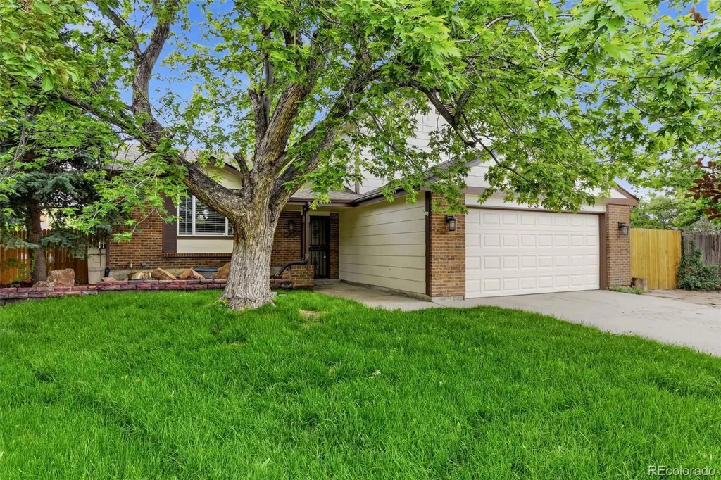 5343 S Telluride Way Centennial CO 80015