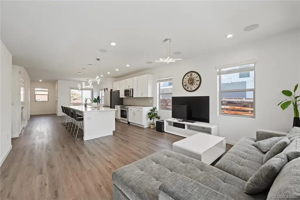 6875 Juniper Lane Arvada CO 80007