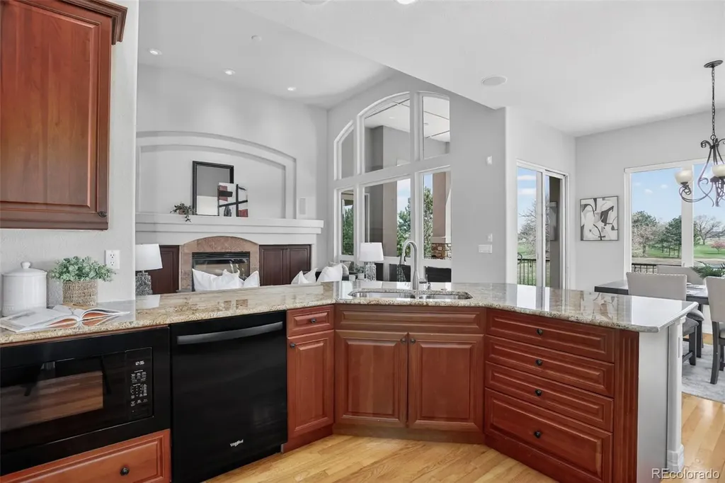 6568 S Blackhawk Way Aurora CO 80016