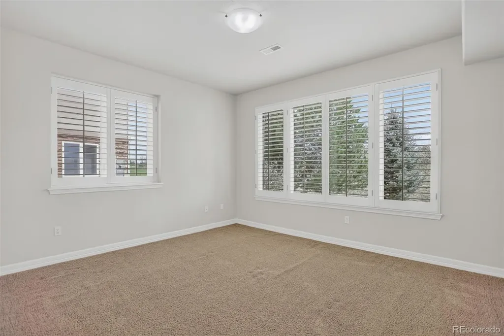 6568 S Blackhawk Way Aurora CO 80016
