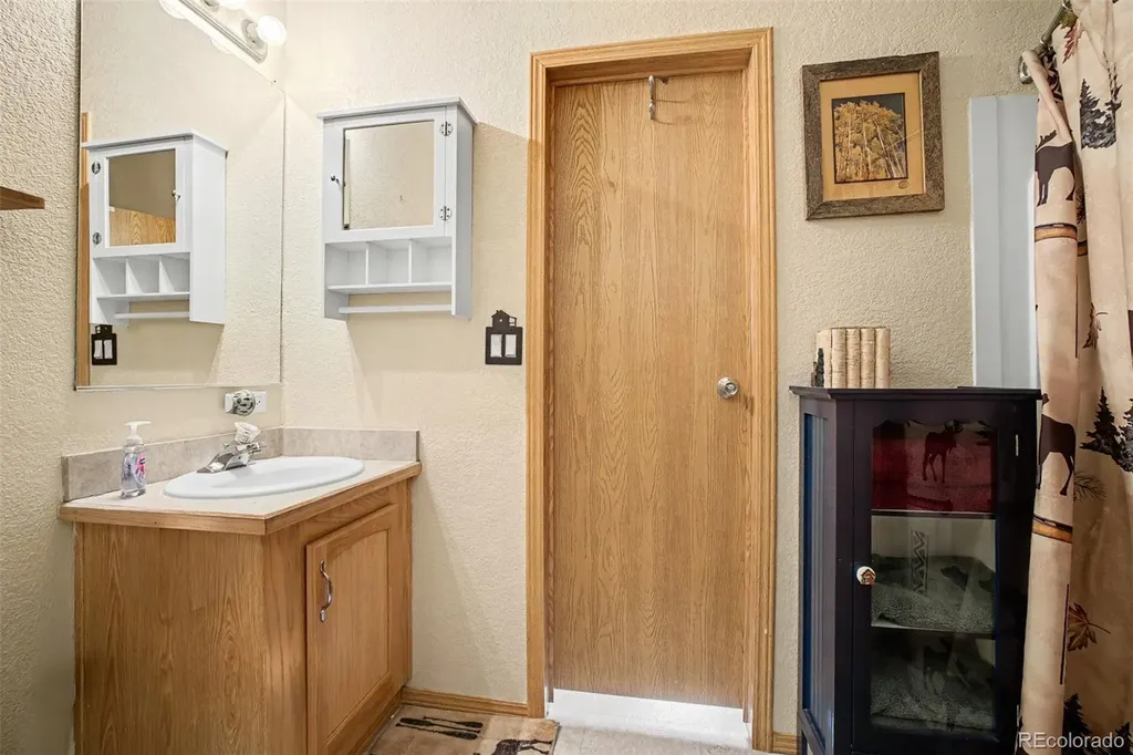 412 Bordenville Court Jefferson CO 80456