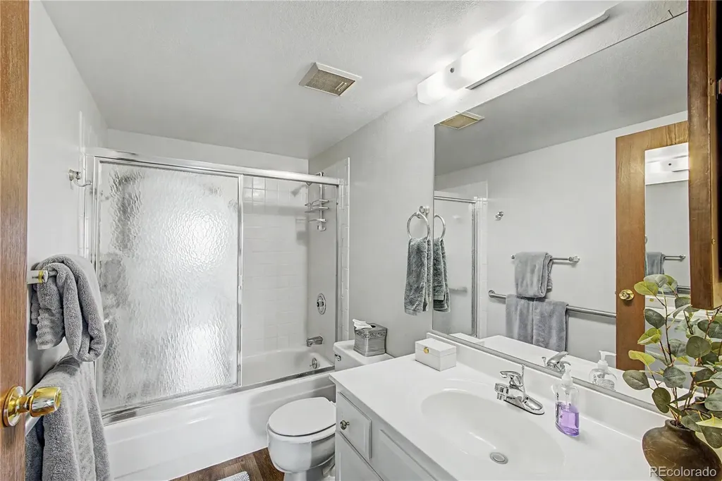 13800 E Marina Drive Aurora CO 80014